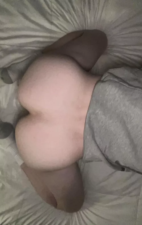 25 in need of hairy dom