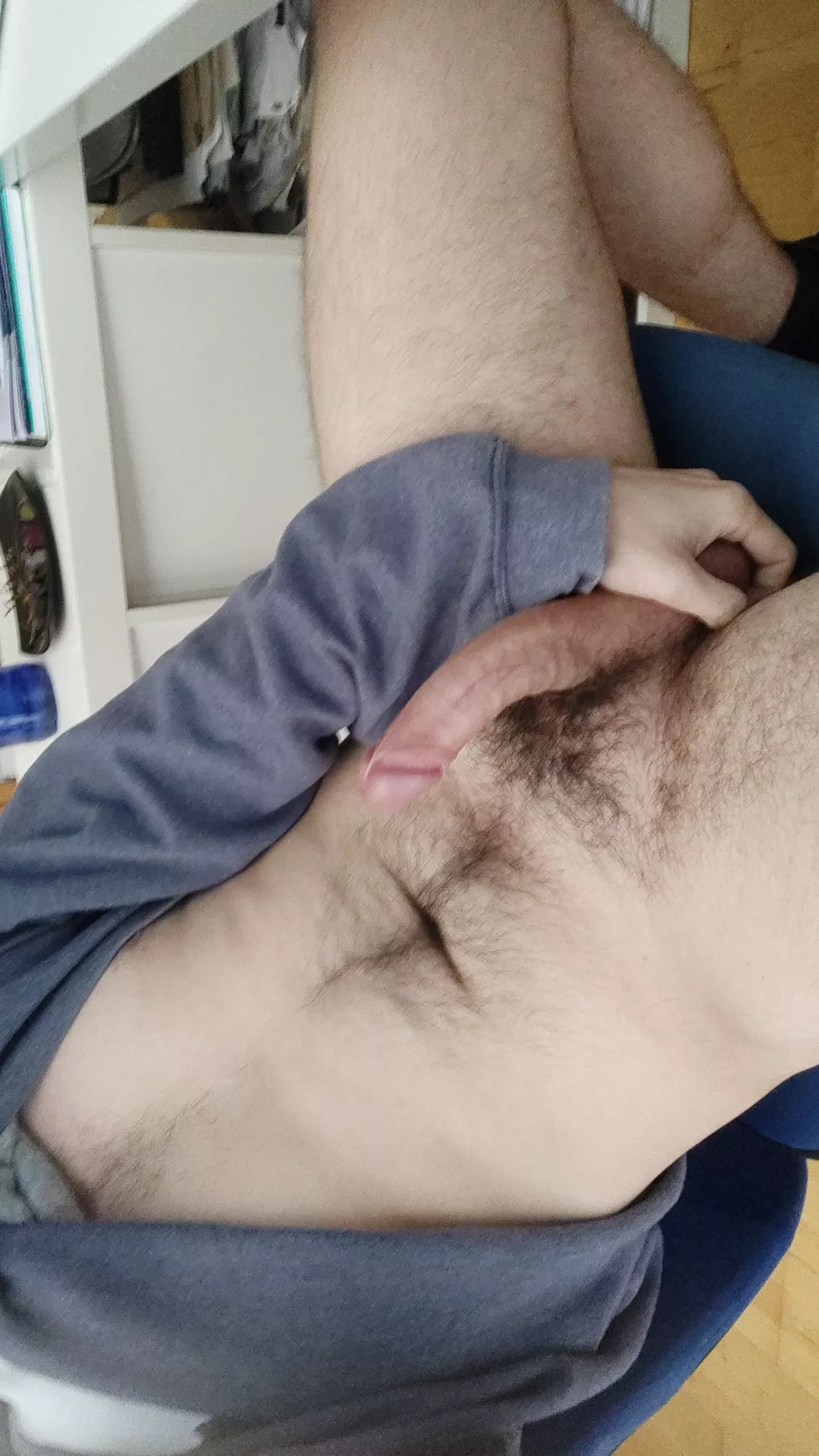 25yo Spanish uncut. Sc: virasd100