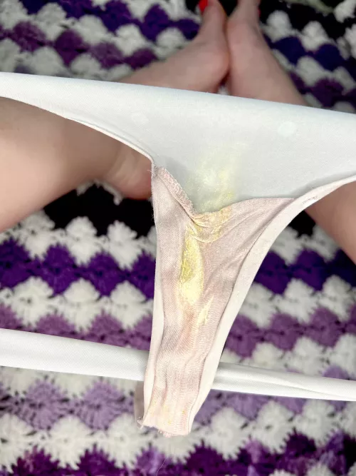 4 day wear! They smell even better than they look, he’s going to be so pleased