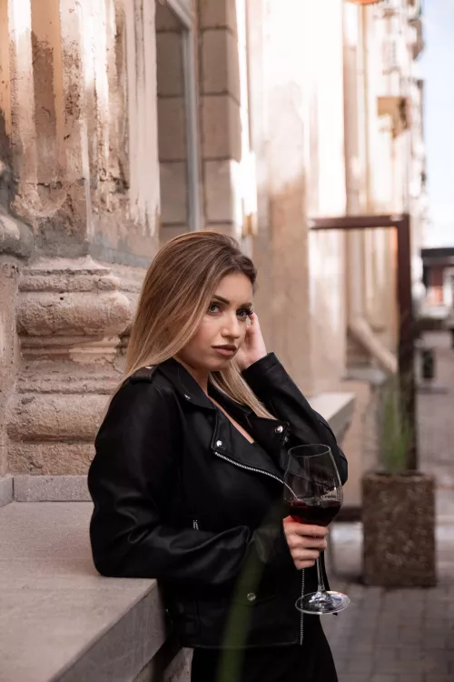 An incredible diva with dirty thoughts