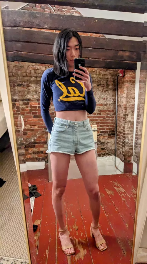 an old fashioned mirror selfie