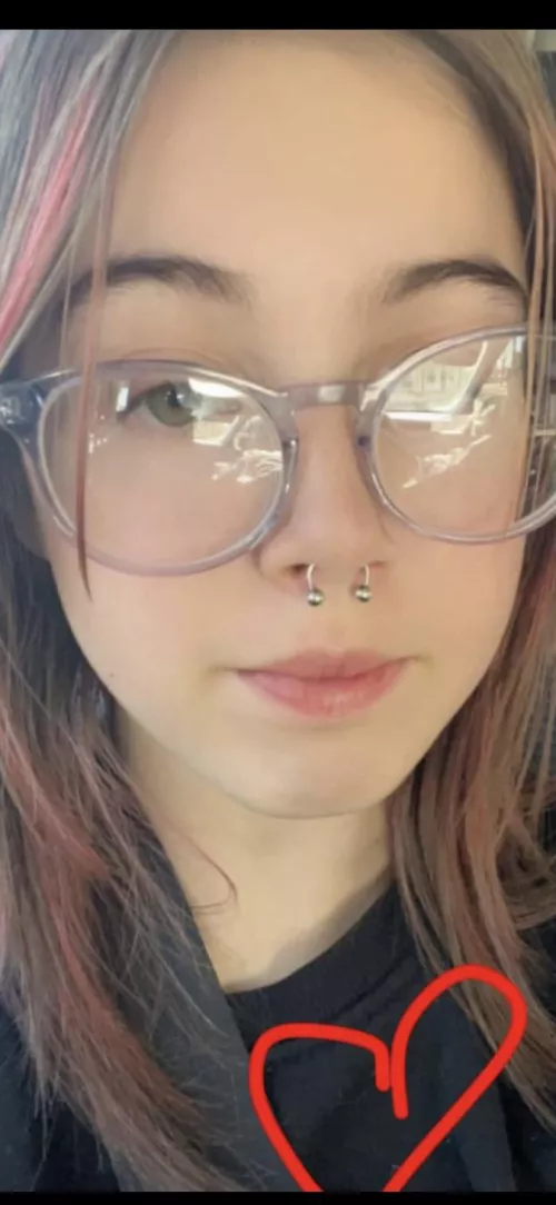 Does my friend look wedgieable