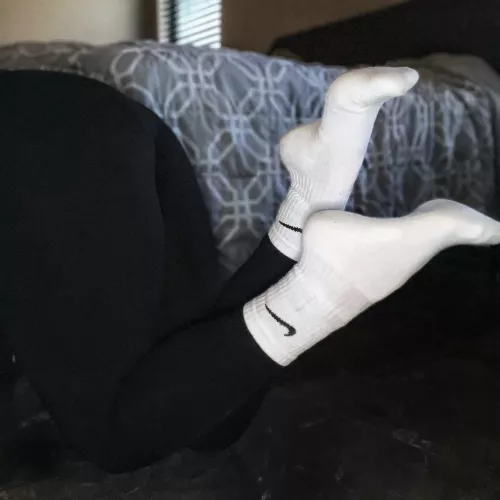 [Female] Something about these Nike socks that makes me horny ✔️🖤