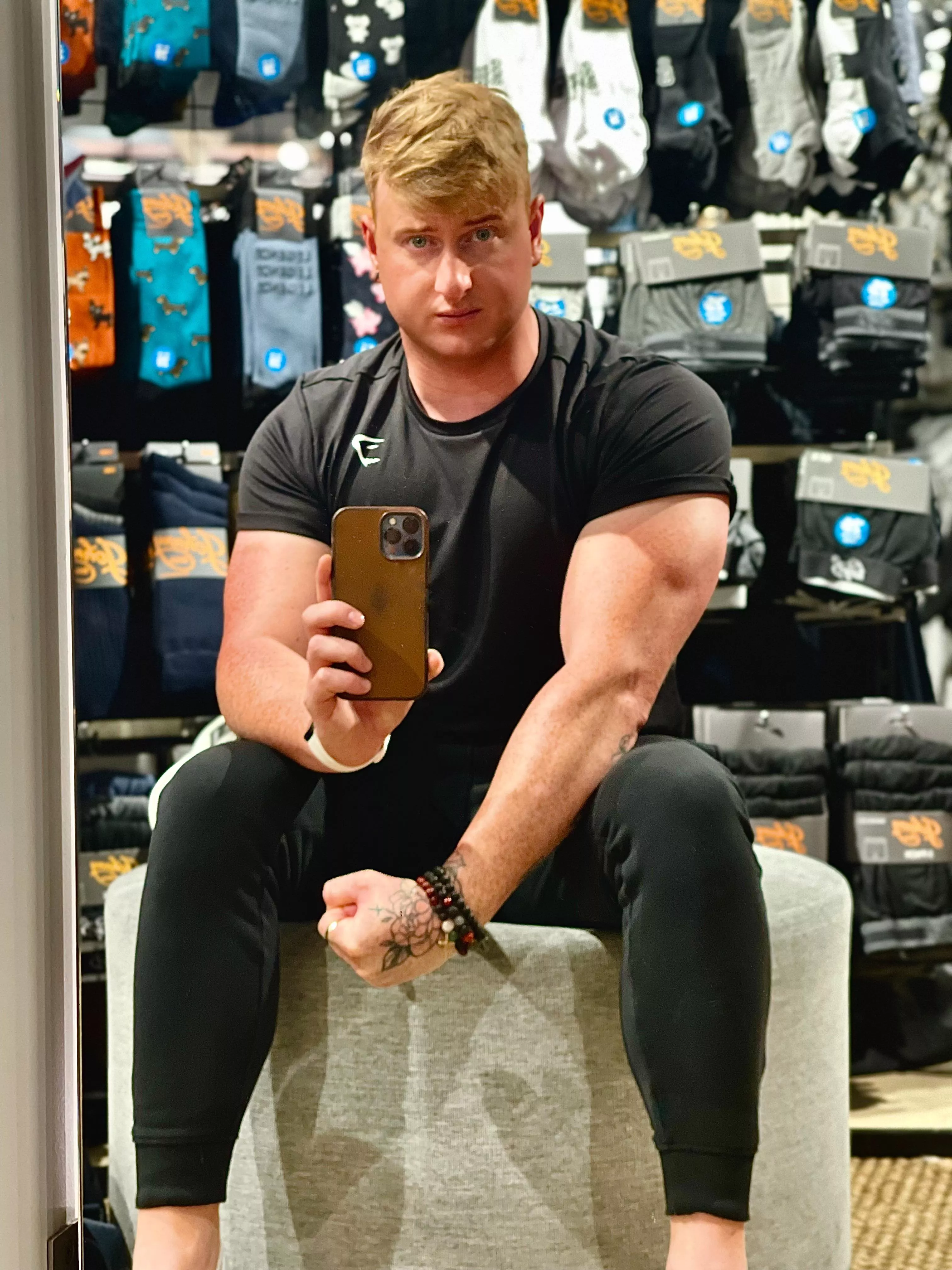 First post and new here lol 😂