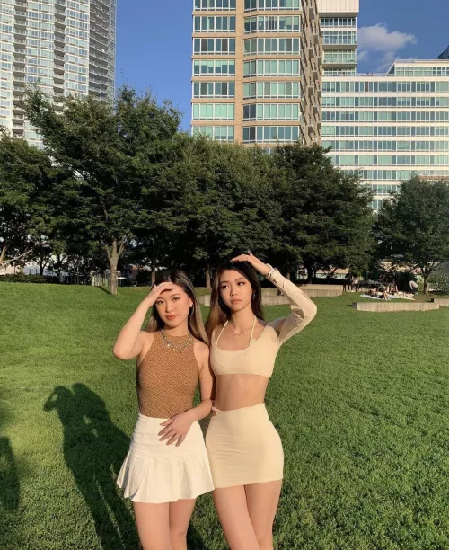 fit body in miniskirt