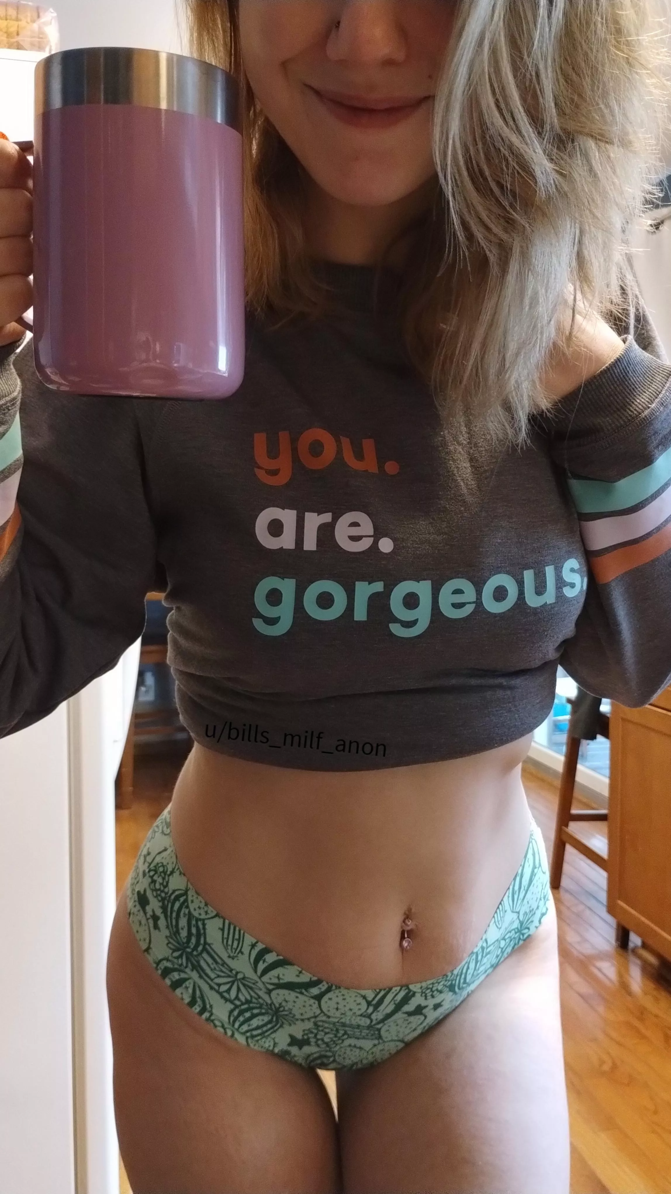 Happy Friday, gorgeous! 😘