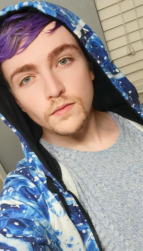 How is everyone? Happy Friday! 💛