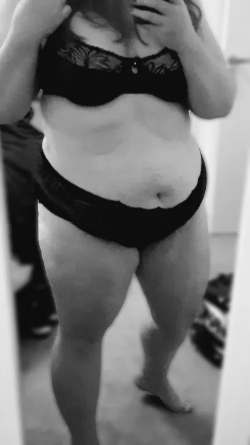 I am soft & squishy all over but I bet I can make you hard 💋