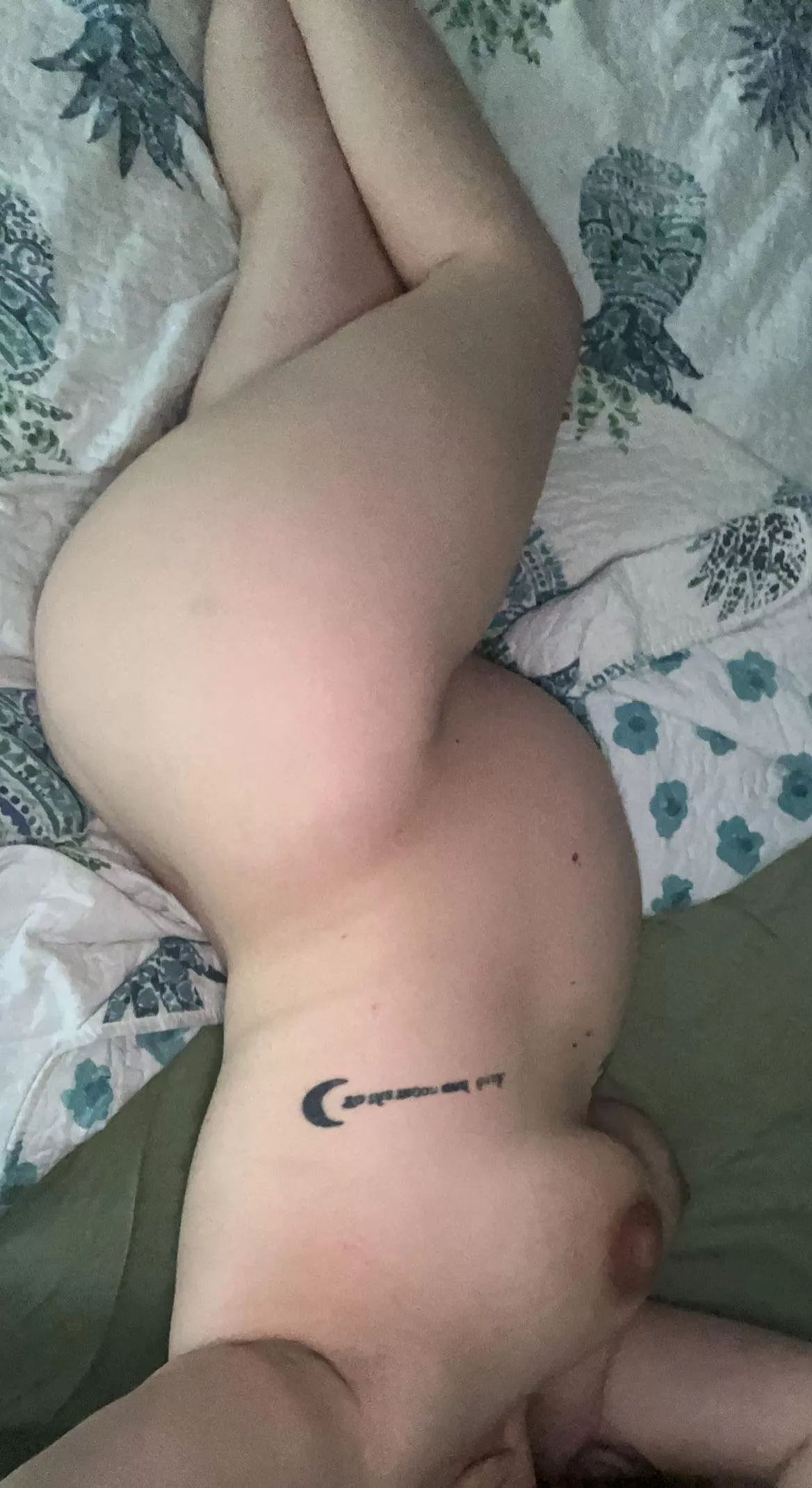 I felt so sexy at 9 months 🤤