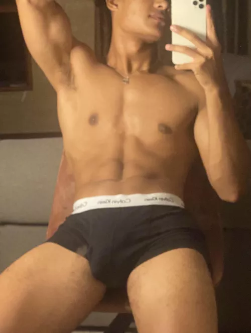 I get told I have a manly cock and a baby face 😭