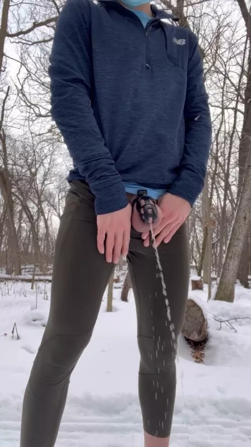 I heard you guys liked caged cocks and piss?