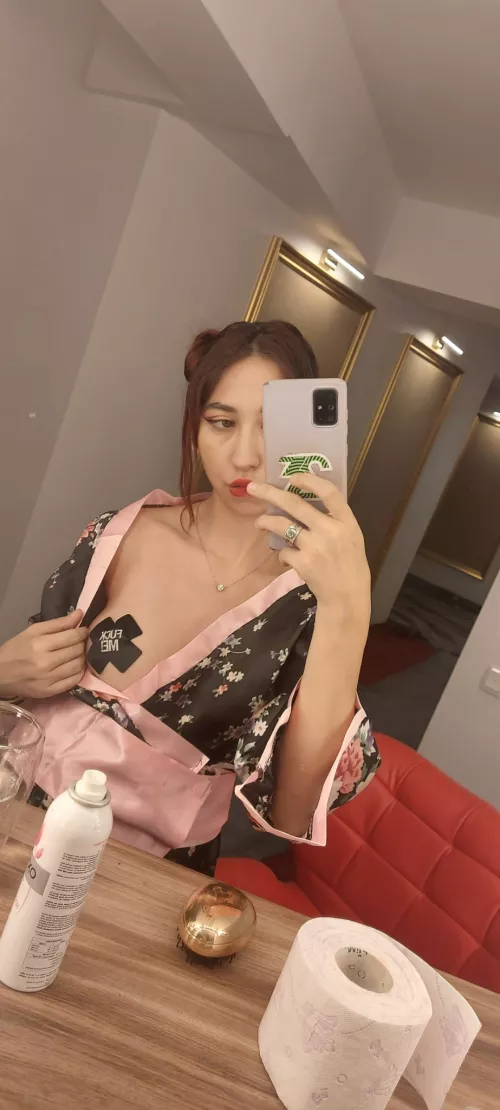 I hope my tits can make your day 😜