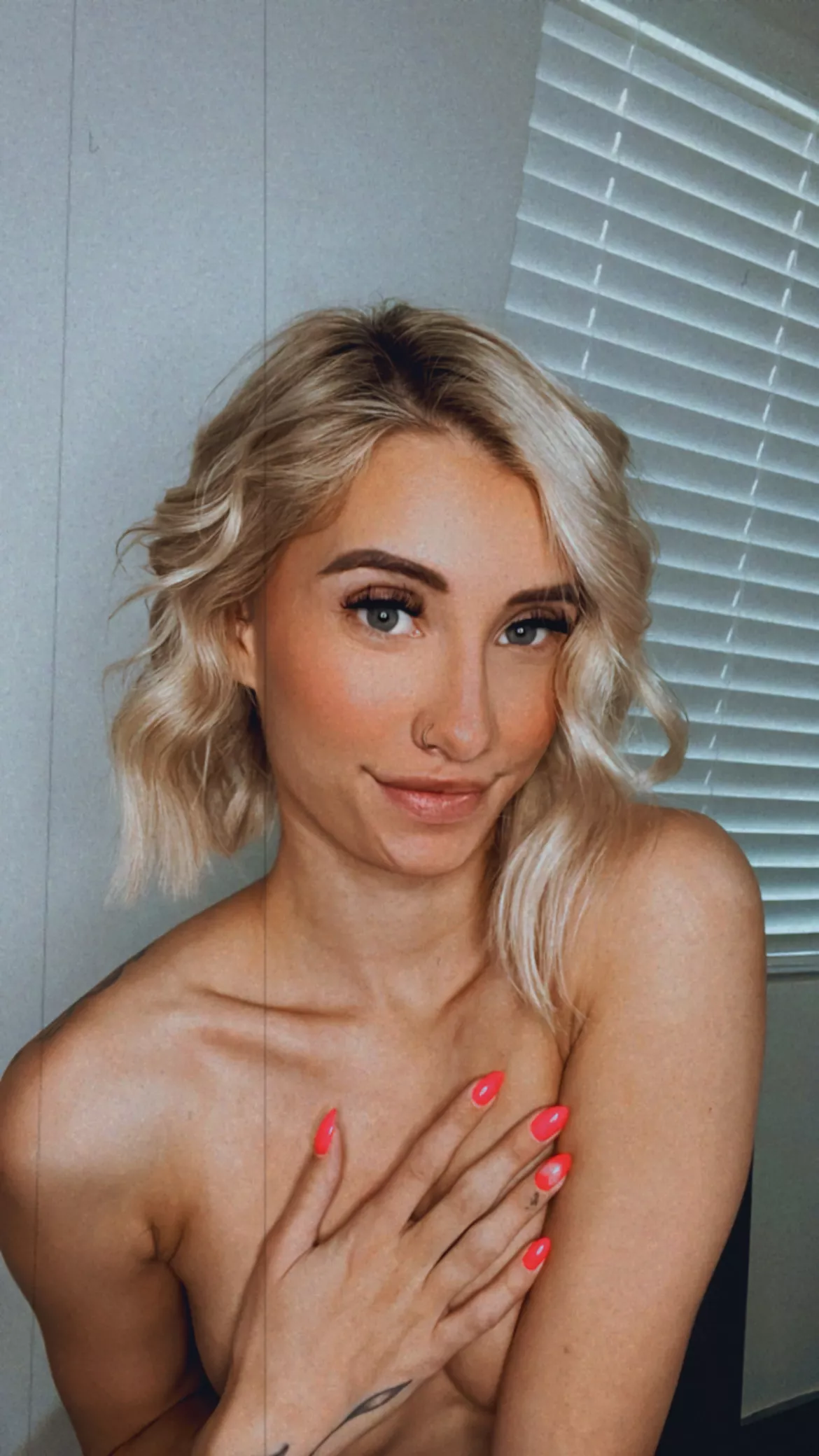 I want you to have me on my knees. 😜😈