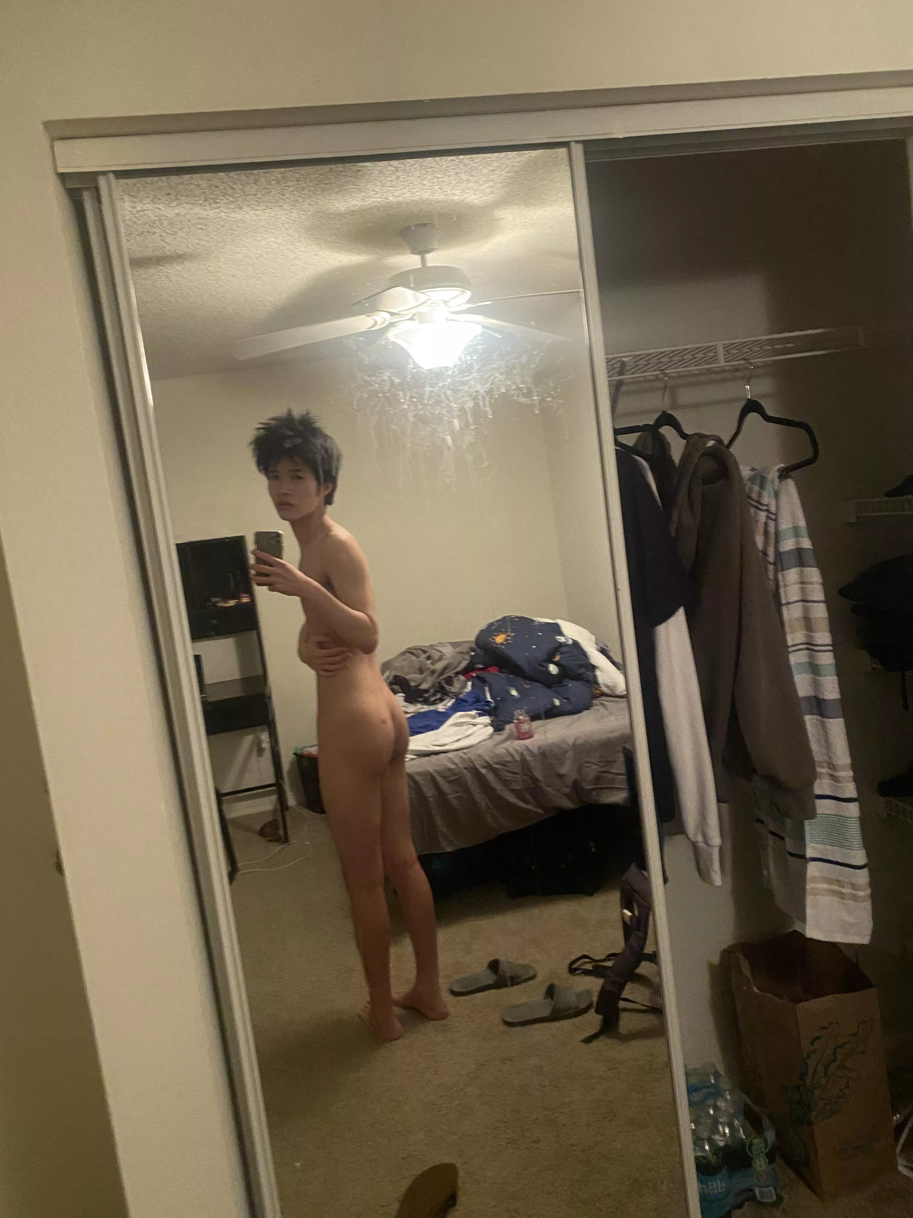 Just turned 18. Hey :)