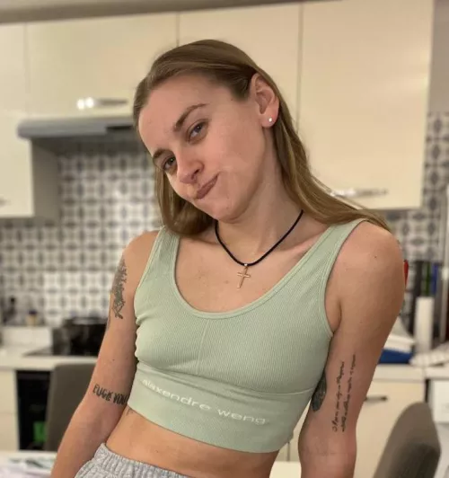 Like this top on me?🙈