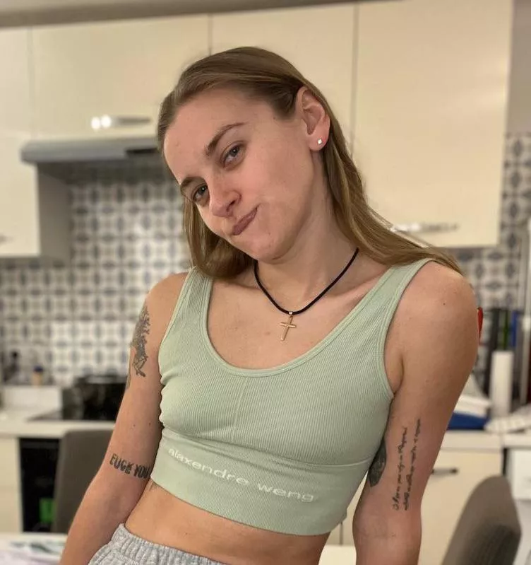 Like this top on me?🙈