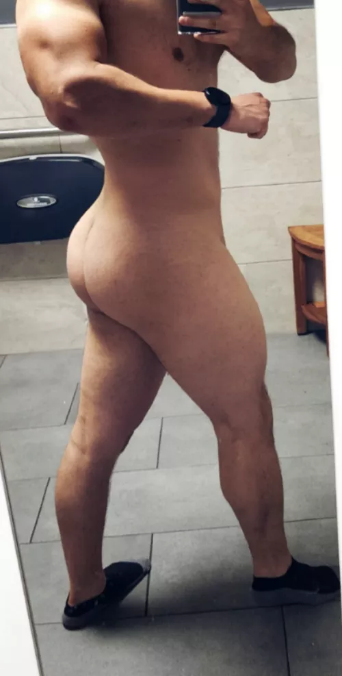 [M] Hit a late night workout!