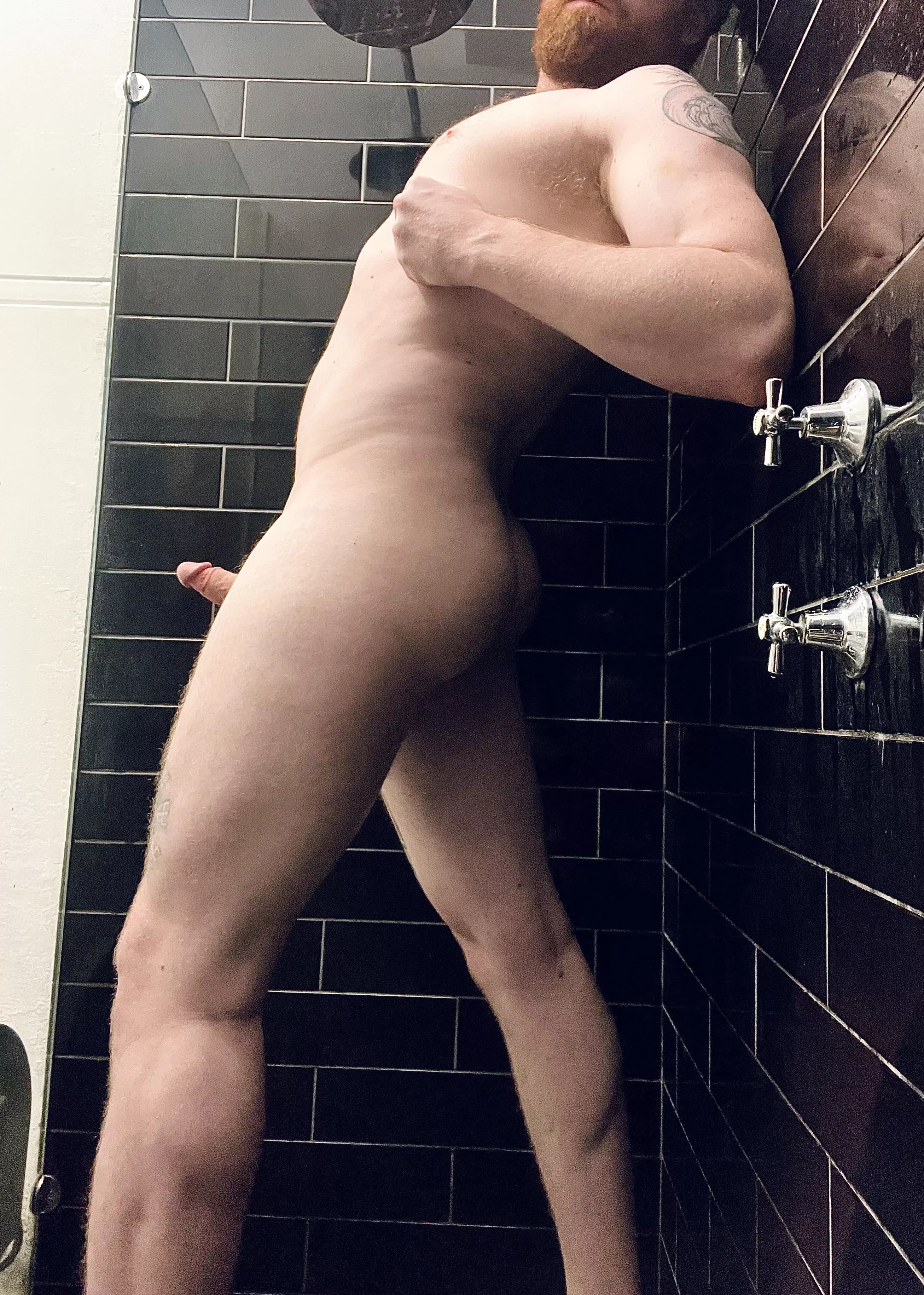 (M) Why choose between legs or ass when I’d happily let you have both?