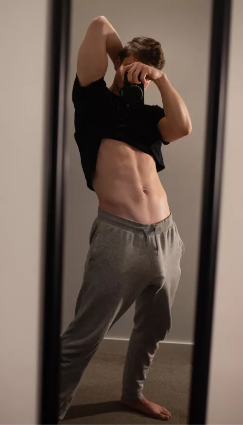 My big young bulge to start your Friday off right