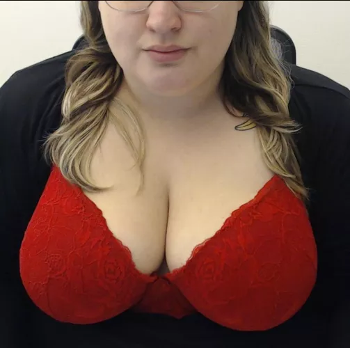 Pop these babies out during our Teams meeting 😏