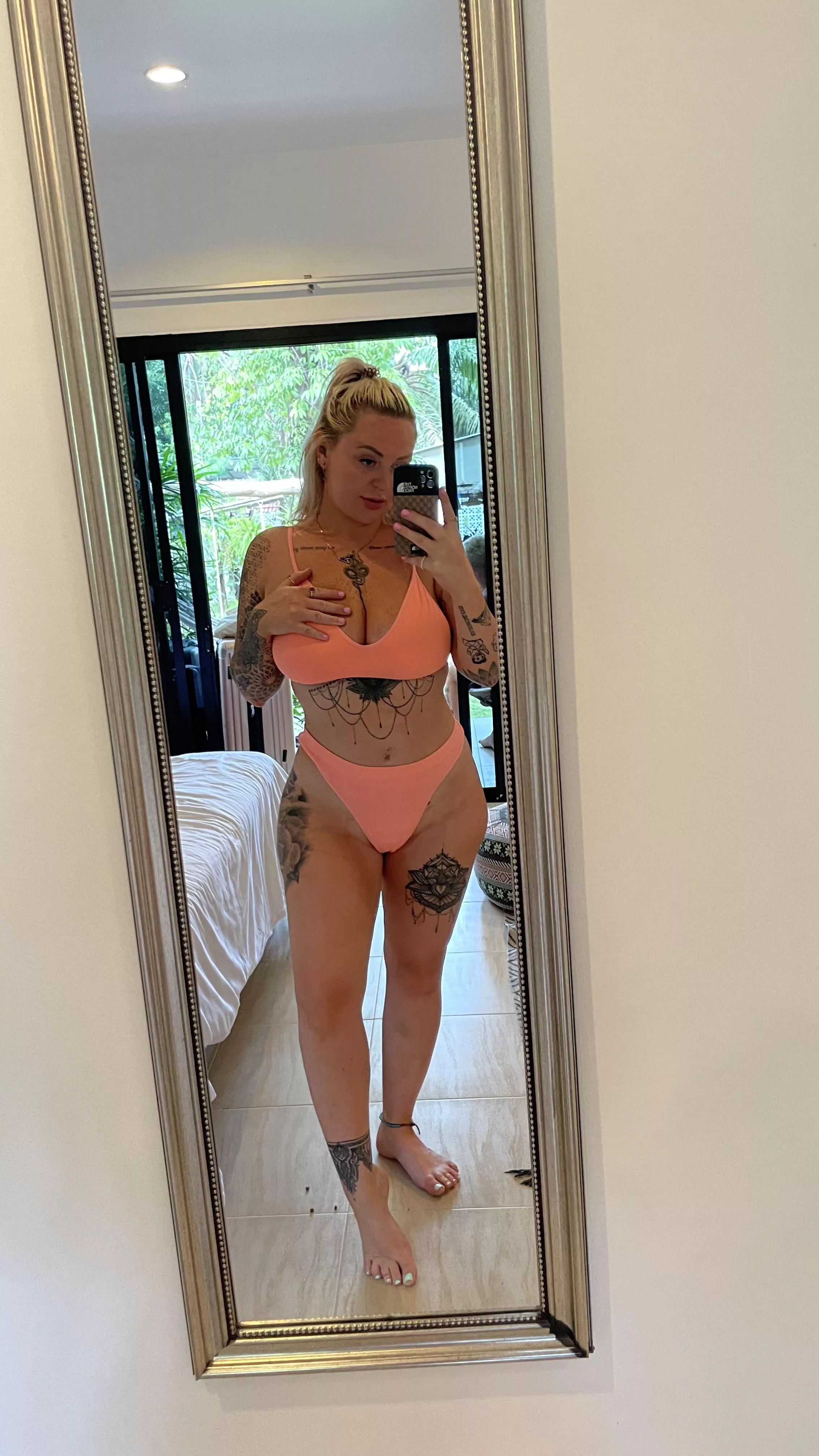 Should I show you what the back looks like