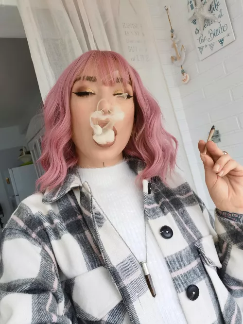 Smokey kisses anyone?