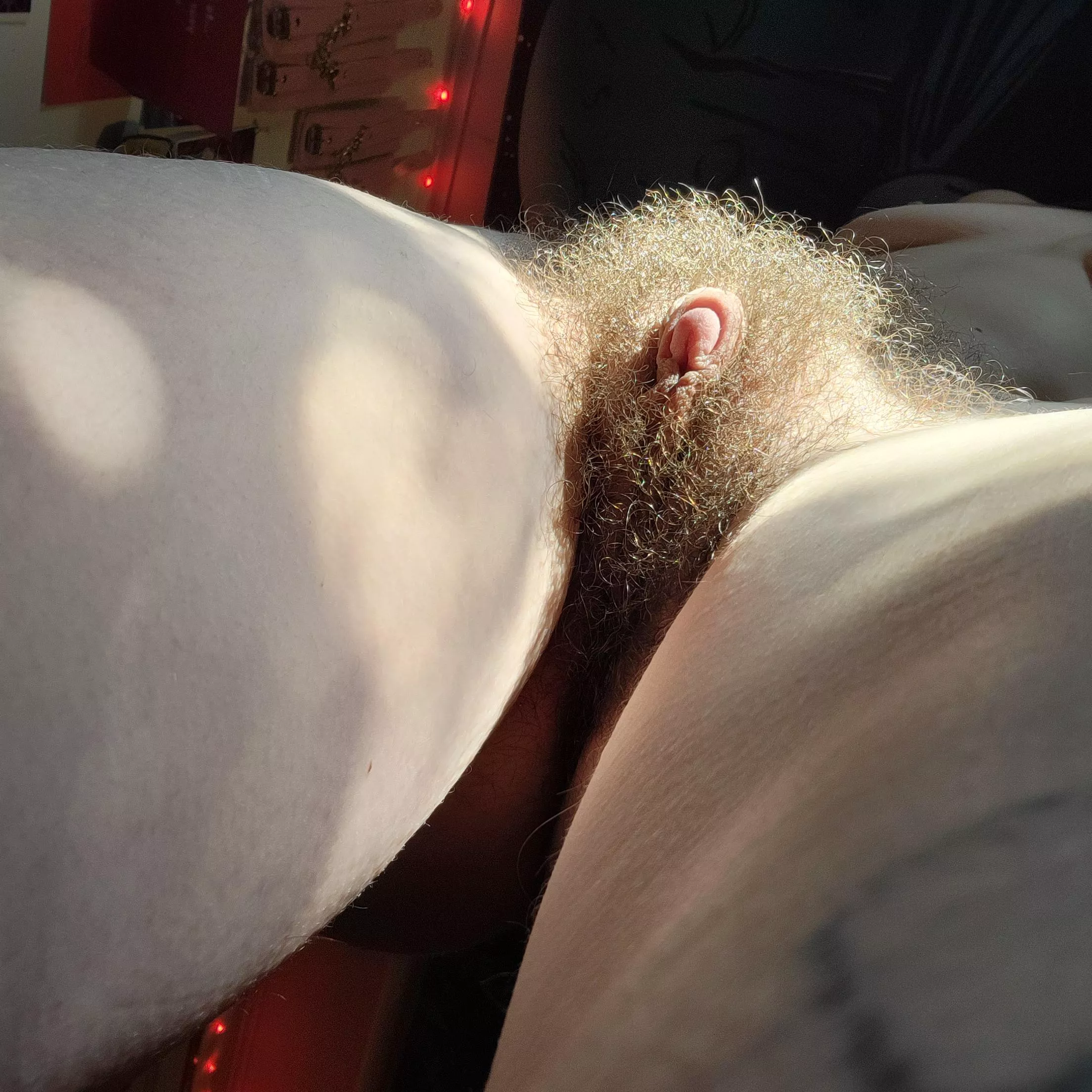 Some may call it overgrown- I call it perfectly pussy diveable 😤😜