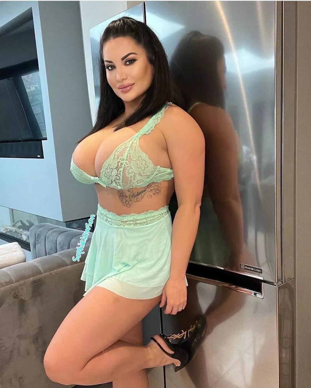 Sophie Lawson aka sparkling_sweetipie