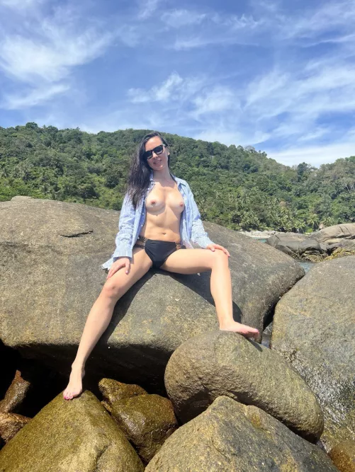 The main thing is that the chest is tanned