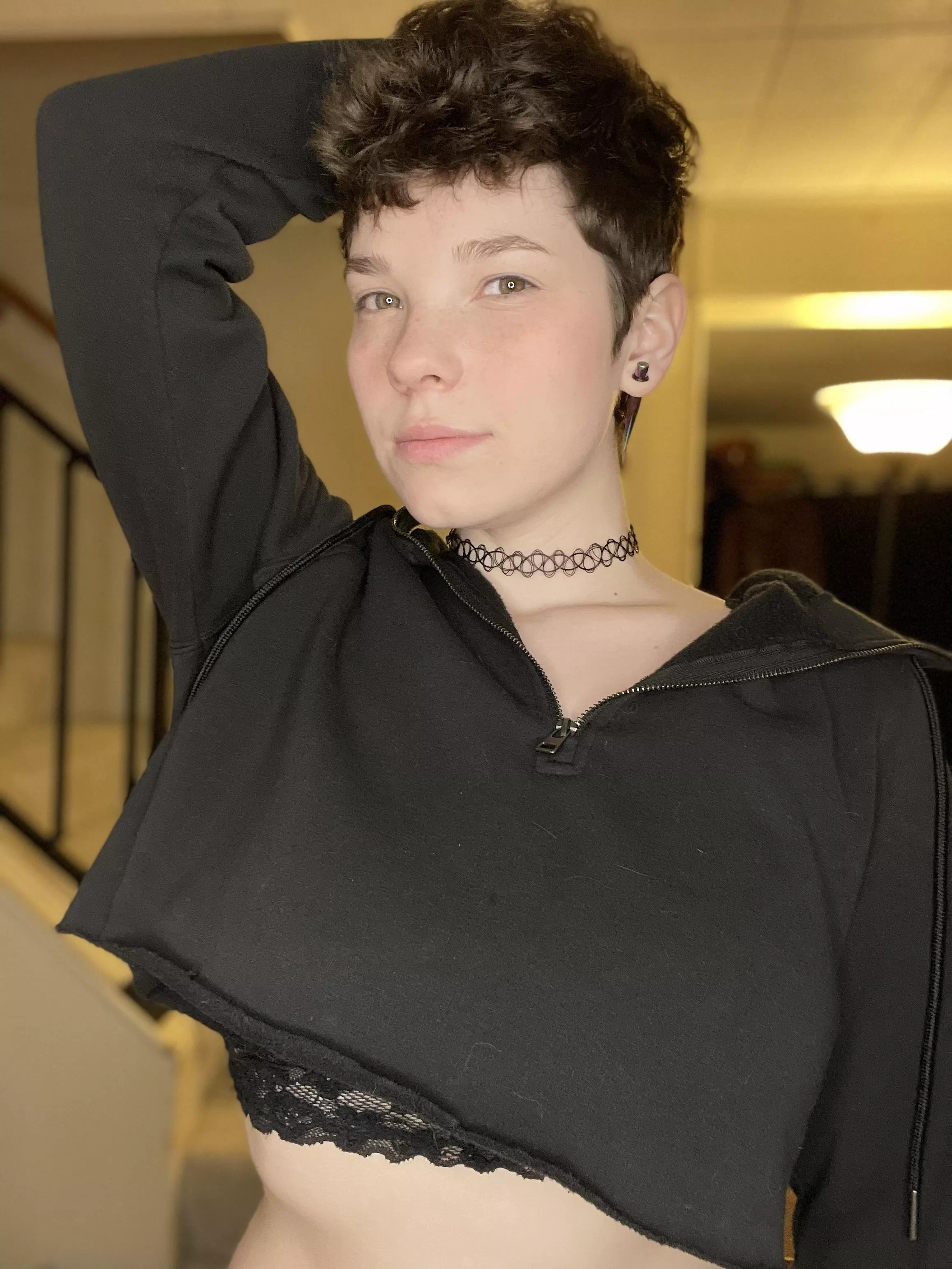 This boi loves wearing crop tops for convenient fun 😛