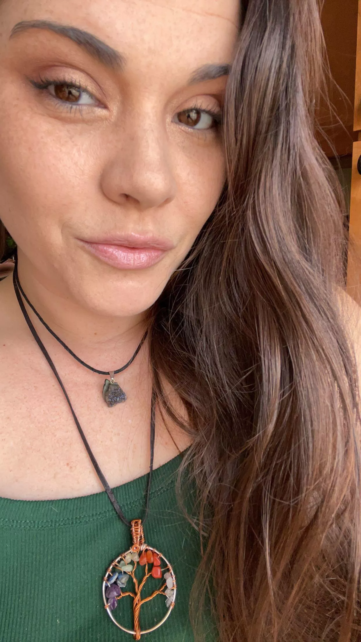 Tree of life and brown eyes. [F]