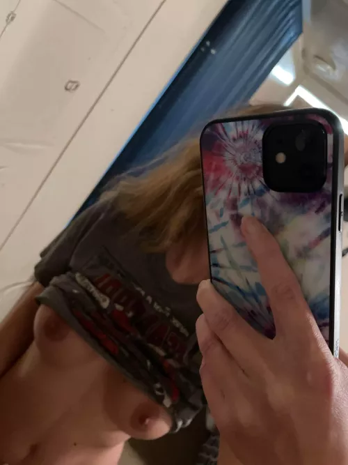 🍑🍆Wanna cum see my milkshakes shake??? 💦