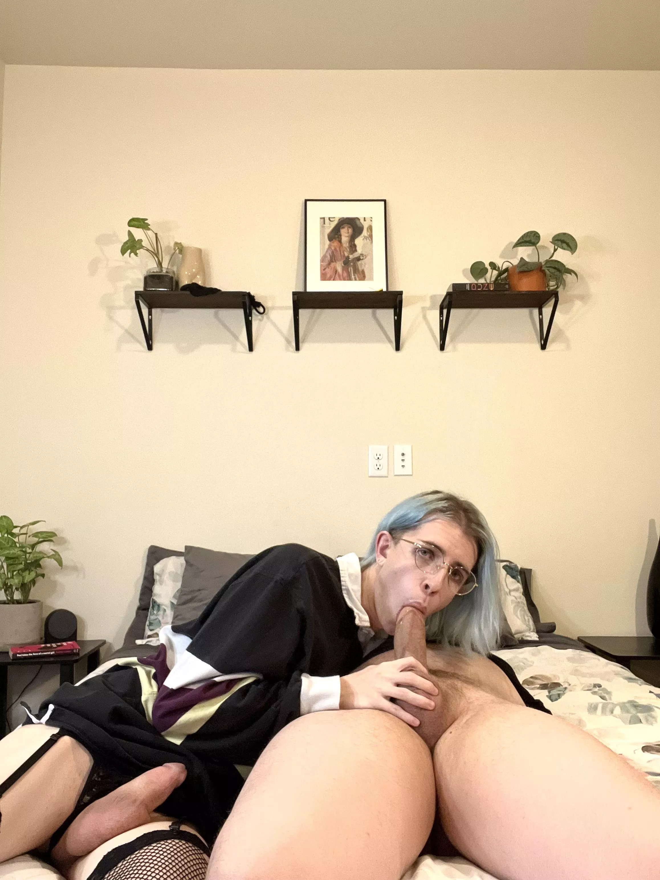 We love to suck each others big cocks all day 🤤