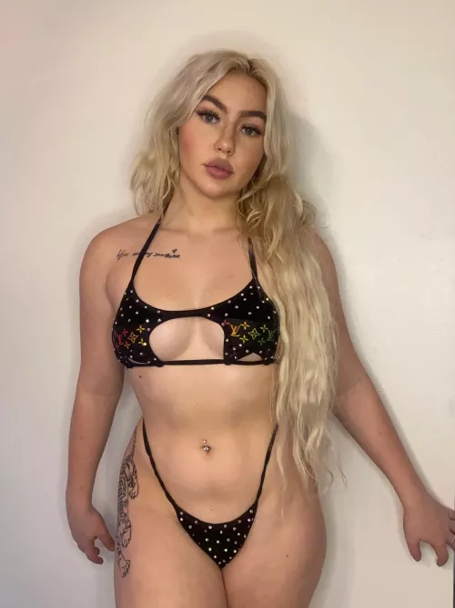 Who wants to see me without it? 😉