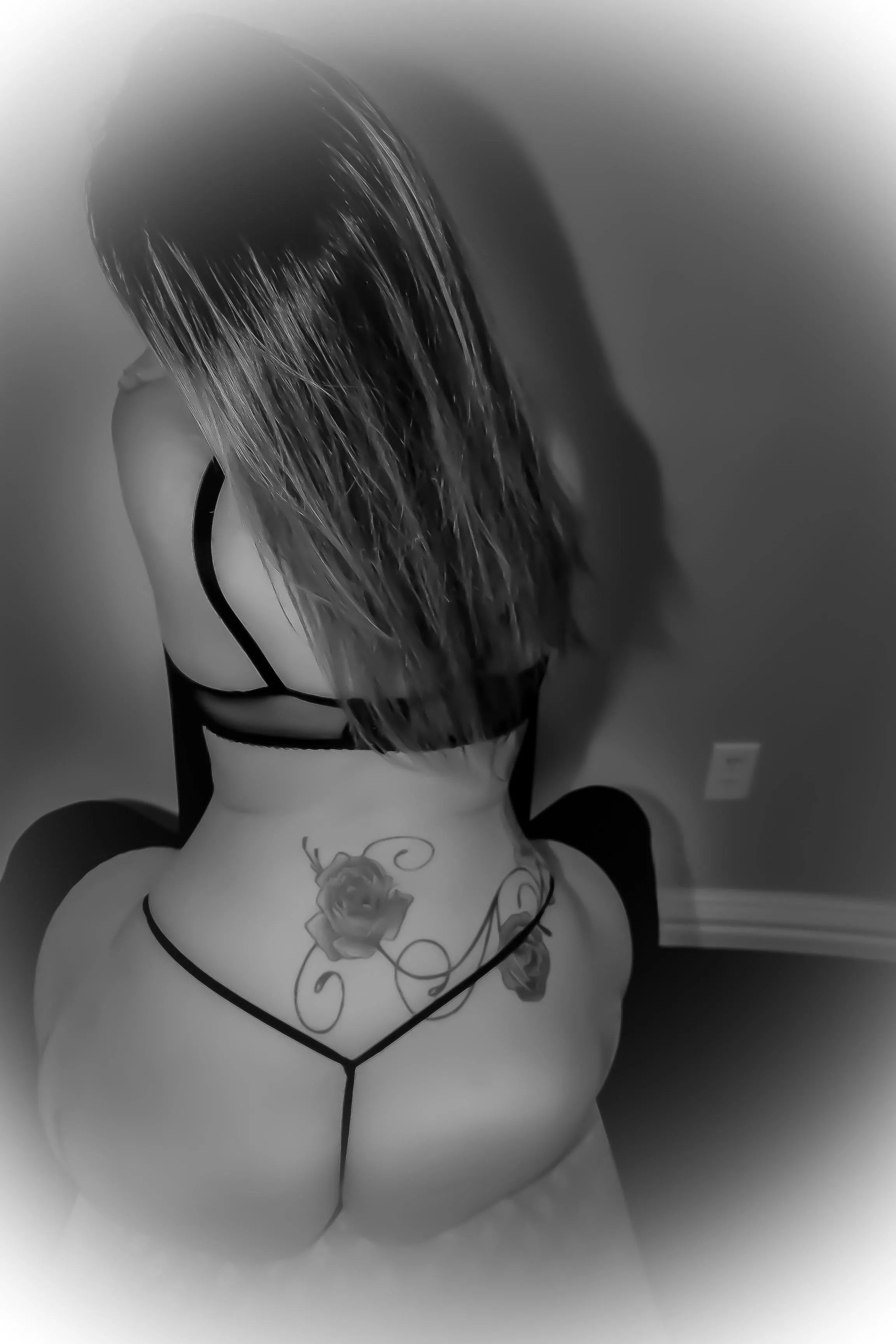 Would love to have a painting of the Hotwife.