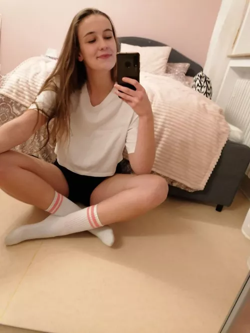 Would make my day if at least one person likes my outfit.