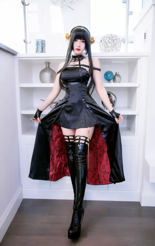 Yor Forger by MissWarmJ [Spy x Family]