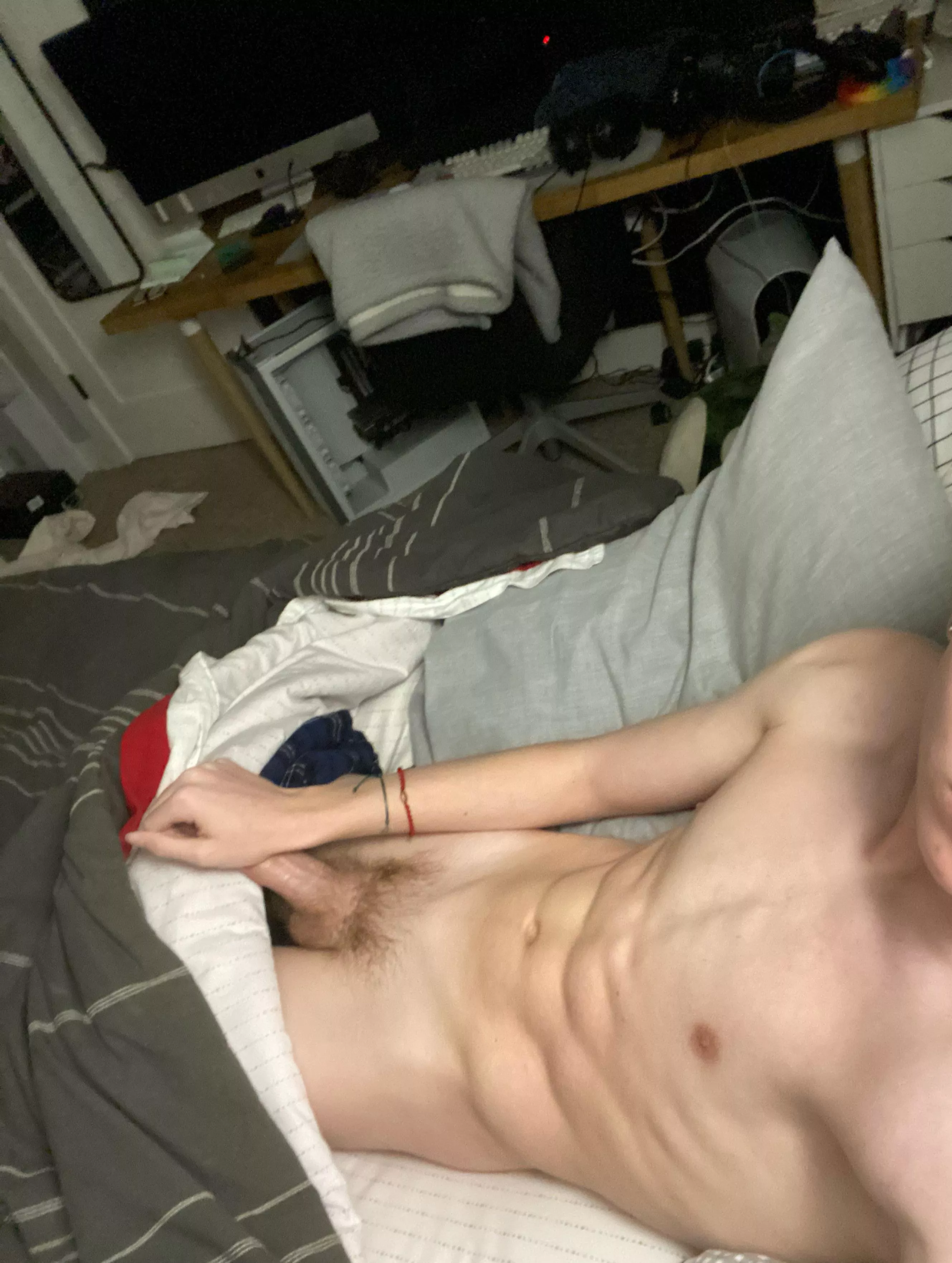 18 m looking for masc guys to snap hmu. jkoehn9