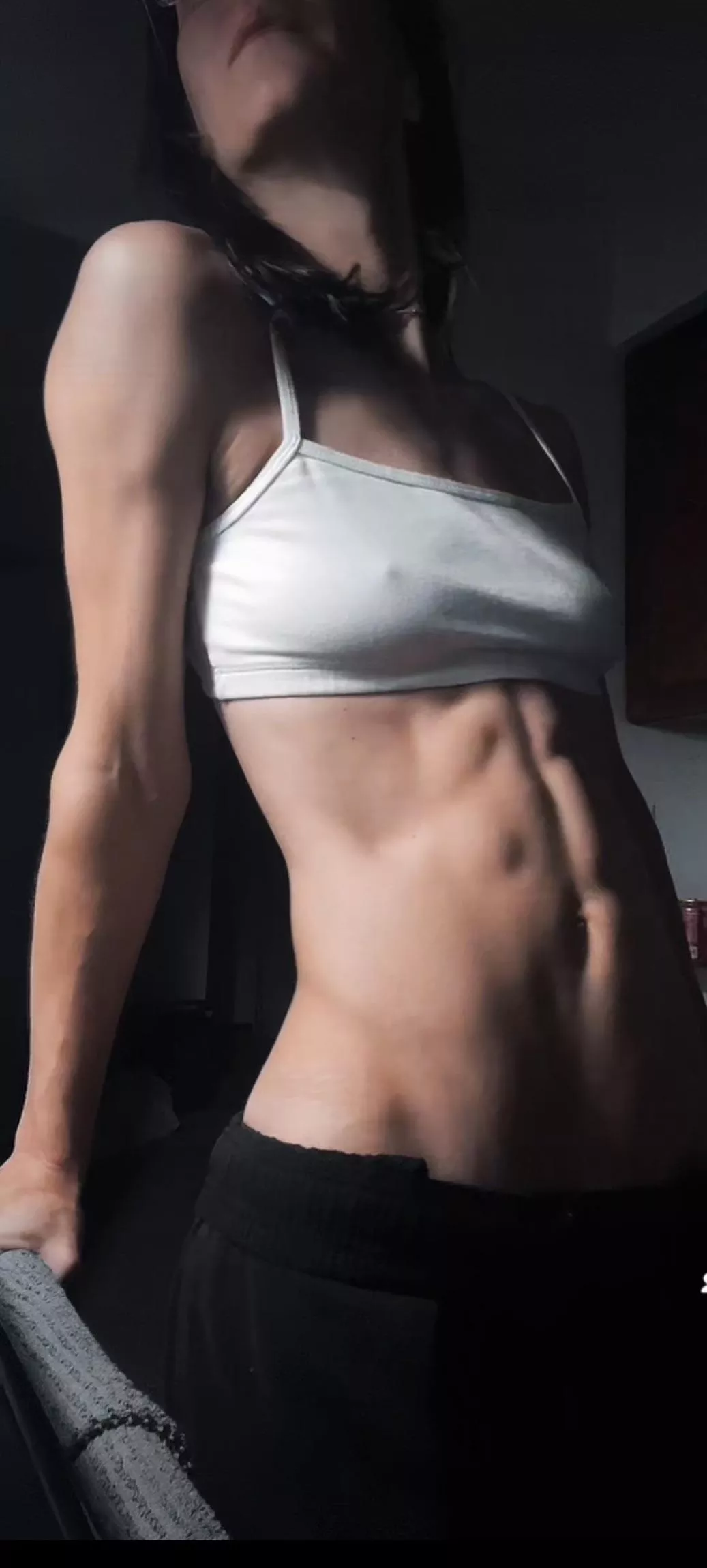 33 [f] toned and petite