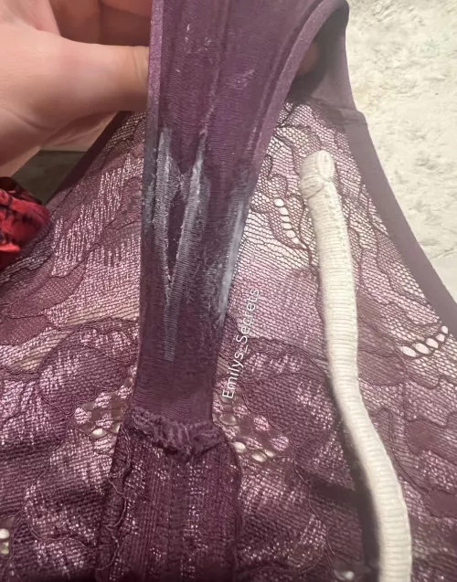 A combination of thinking about you & working out makes my pussy drip 🤭 [f]