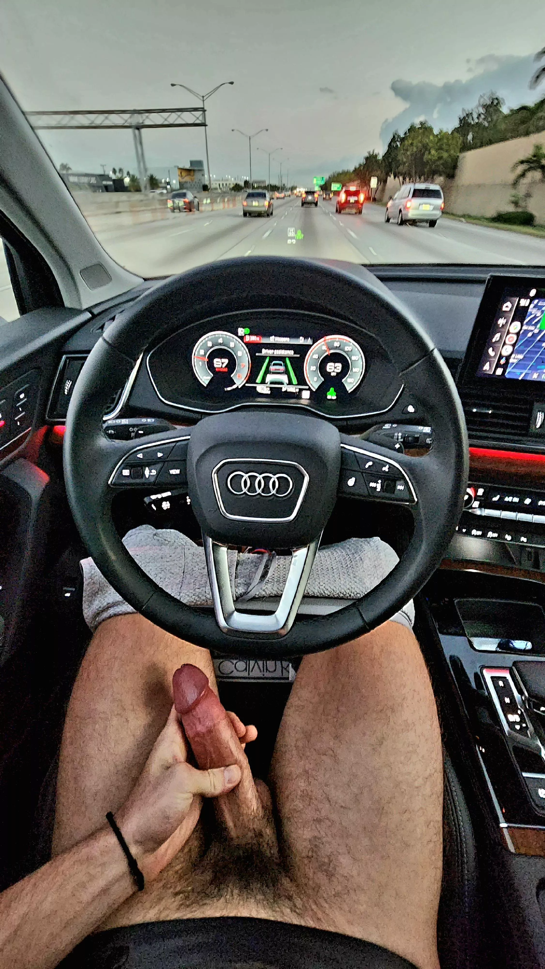 any bros wanna go on a roadtrip? (36)