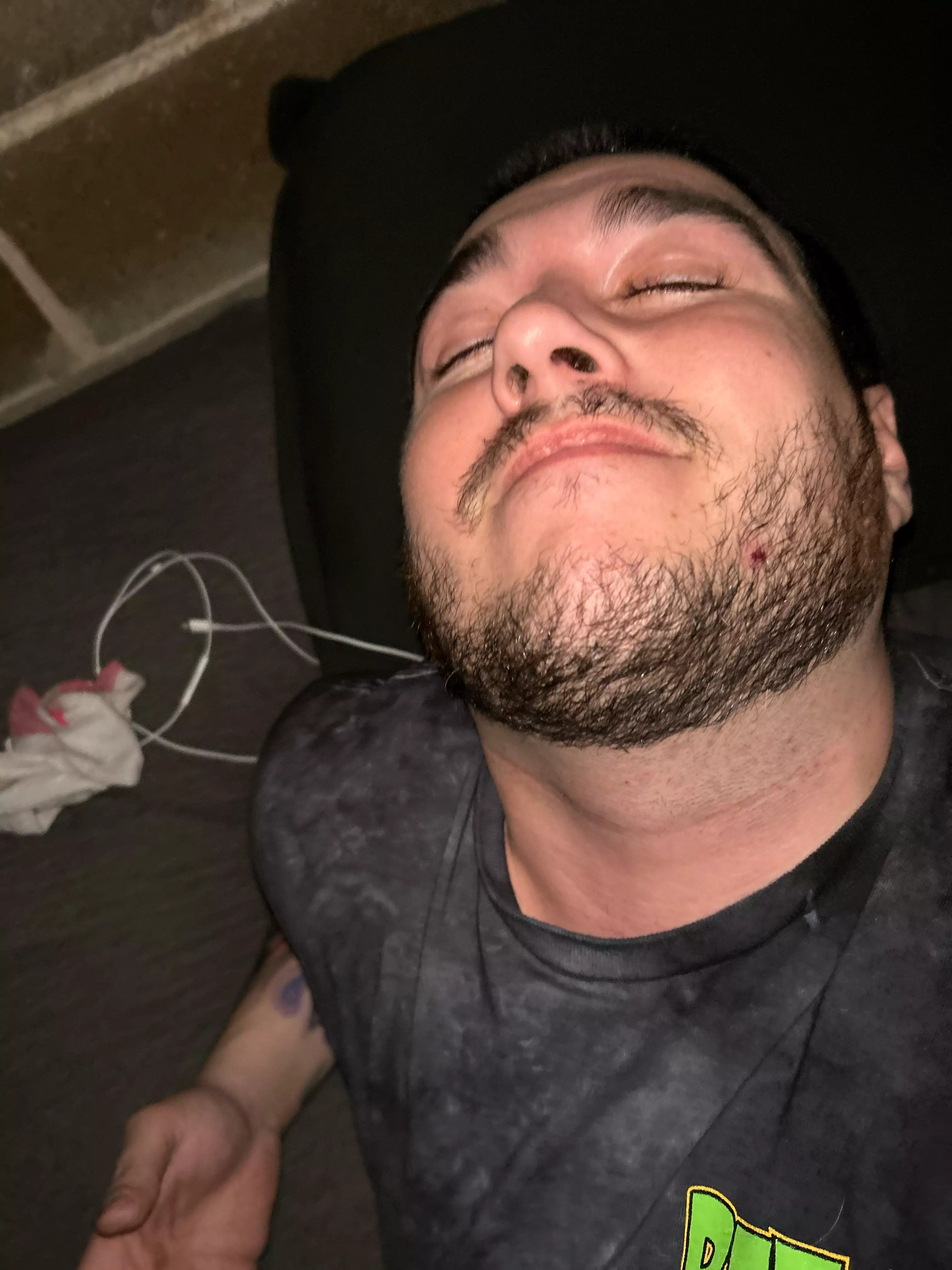 Any lady’s wanna chat ? 26 male horny