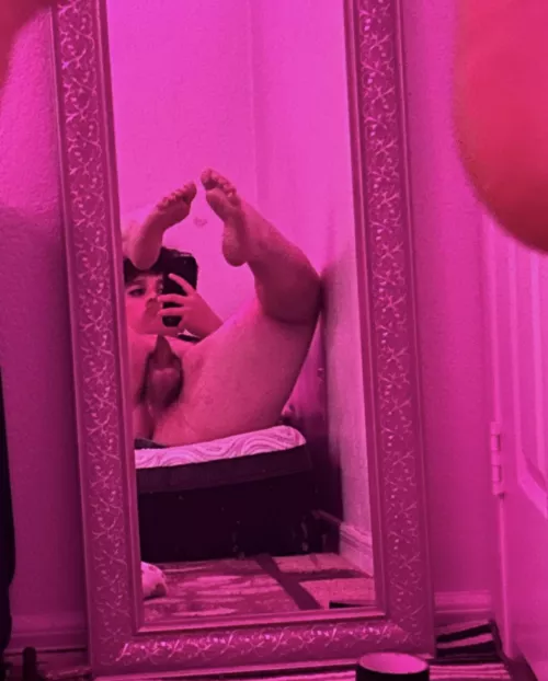 be sure you bust to my feet before you close reddit ;)