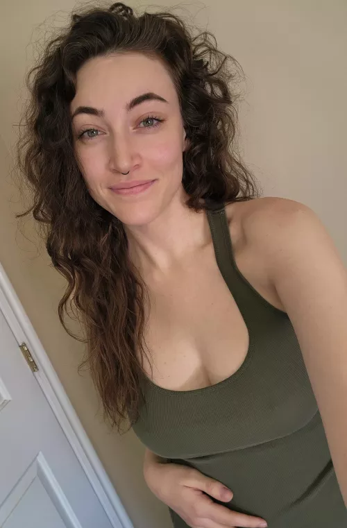 braless life, is the happiest life 😋