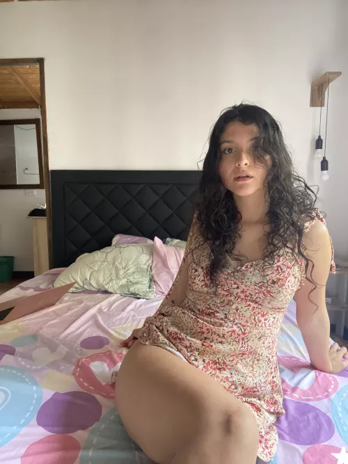 Can you handle a dirty latina? 😈 [F]