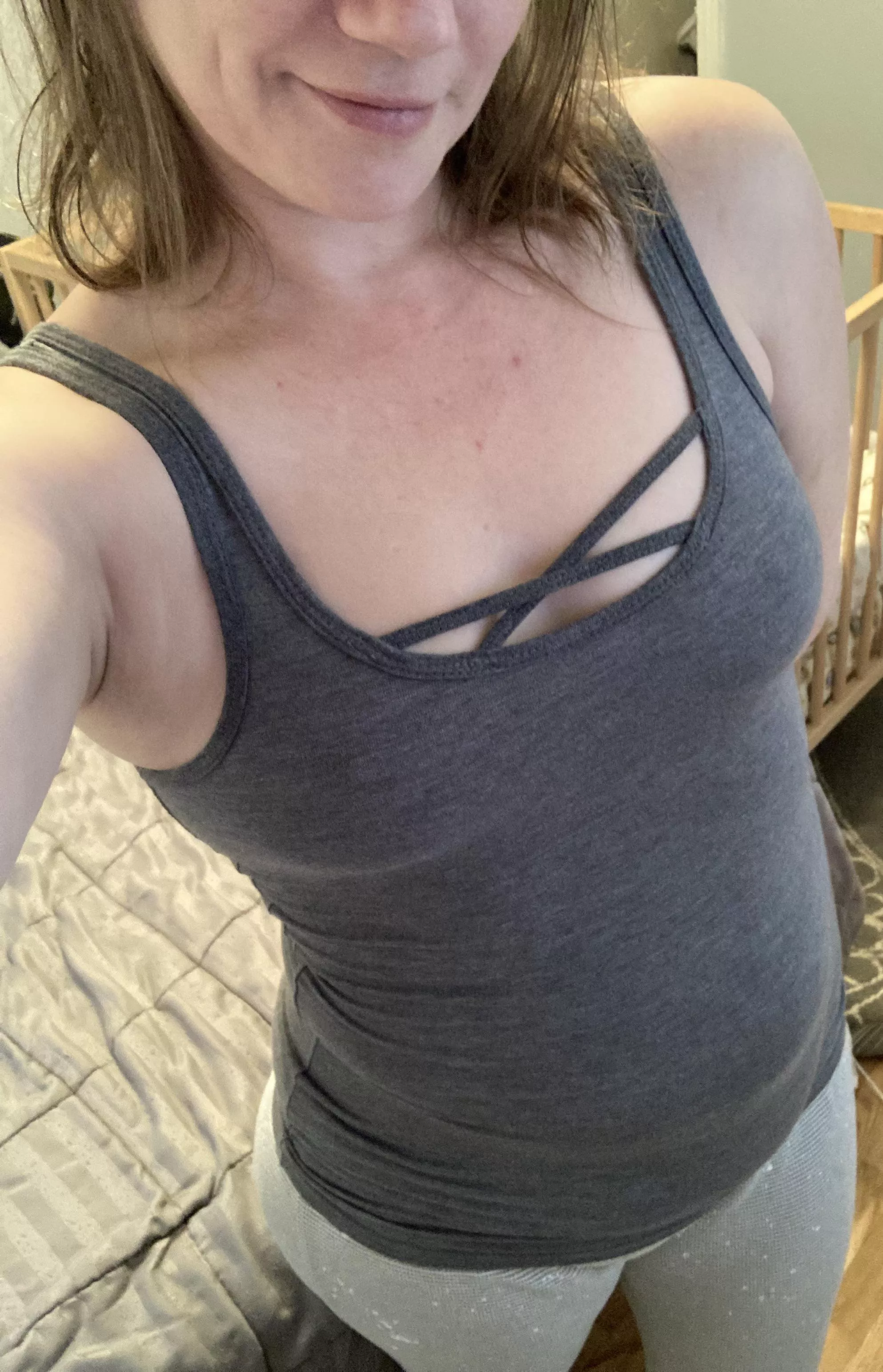 Crisscross tops 😁