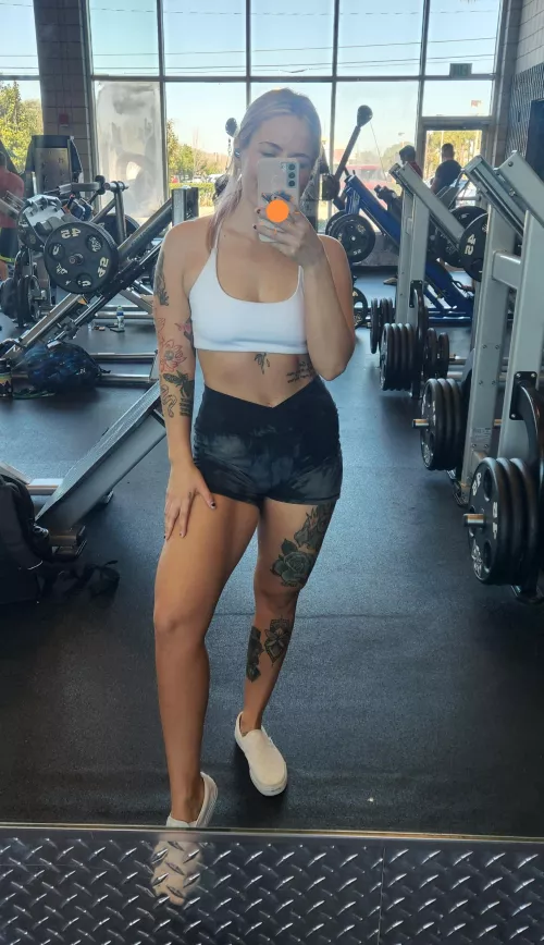 Don't mind the blurriness from the sweat on my camera :)