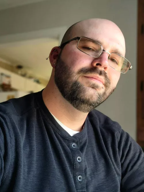 Happy Saturday, gaymers!