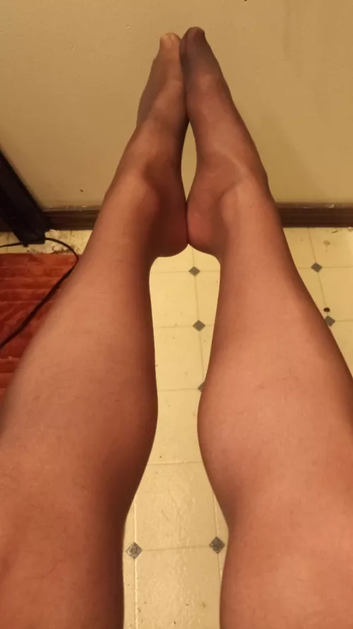 How do you like my layered pantyhose legs? They're so soft, I wish I had a whole tub of these!