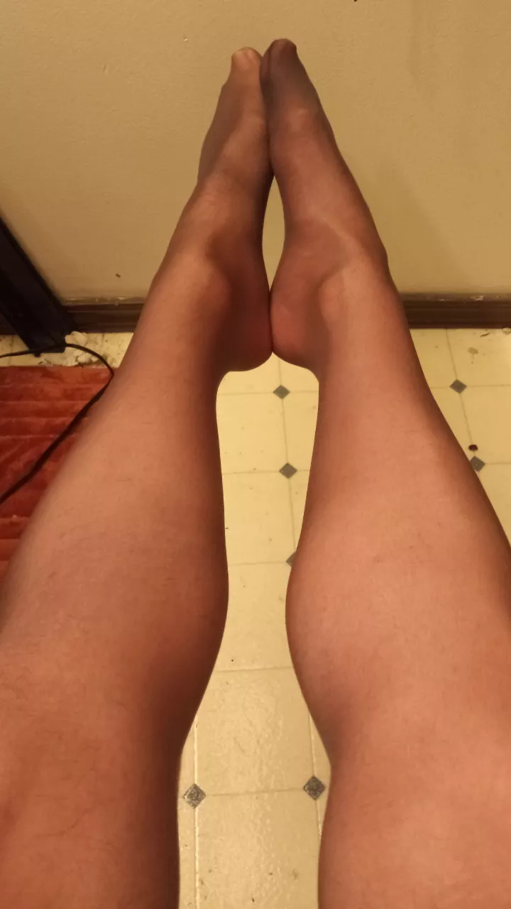 How do you like my layered pantyhose legs? They're so soft, I wish I had a whole tub of these!